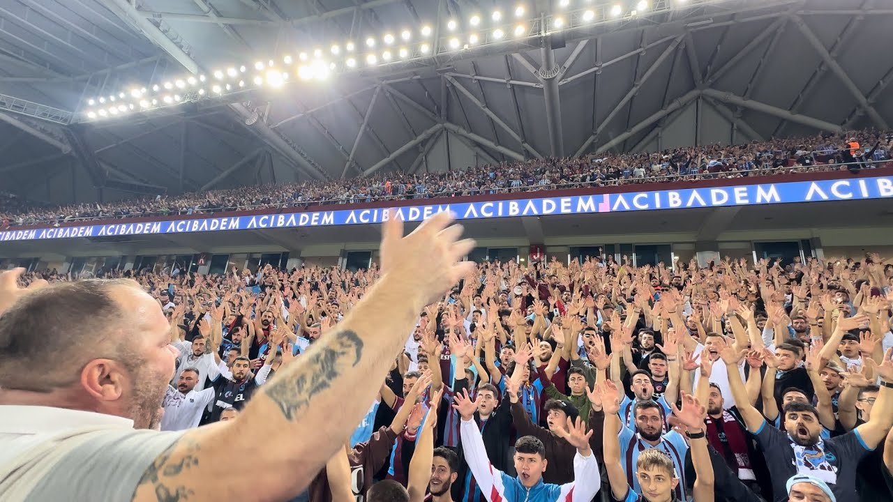 Trabzonspor - Beşiktaş | Tribün Görüntüleri [17.09.2023]