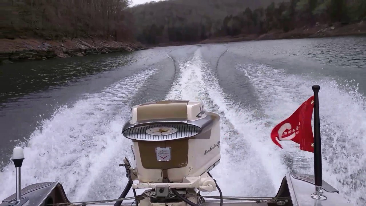 1958 Crestliner Voyager & 1958 Johnson 50 HP (fat 50)