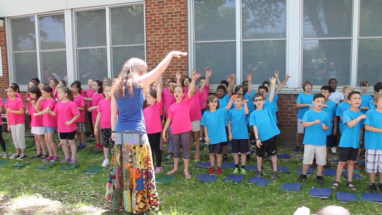 J'ai du bon tabac -  LES PETITS CHANTEURS DE LAVAL ch&oelig;ur pr&eacute;paratoire 2017