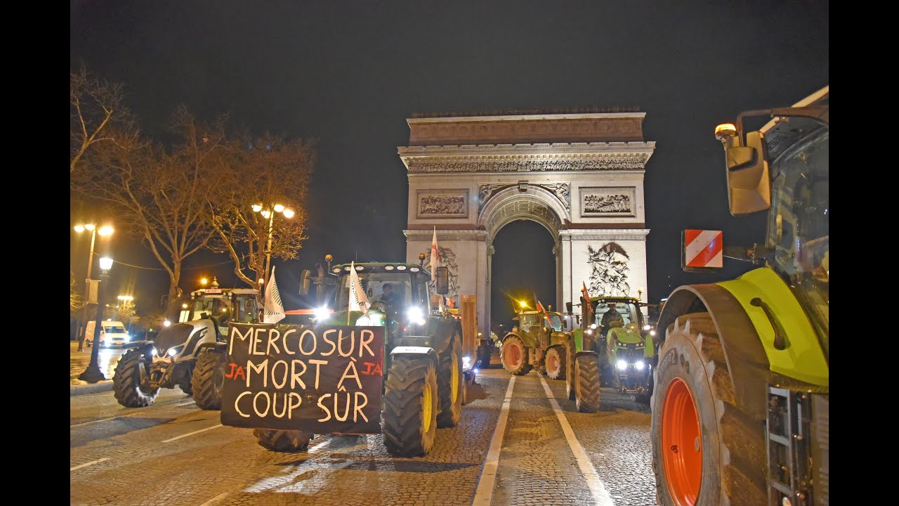 400 tracteurs et 800 agriculteurs dans Paris le 13 janvier 2026