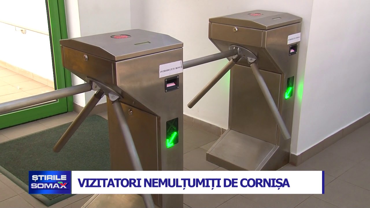 VIZITATORI NEMULTUMITI DE CORNISA