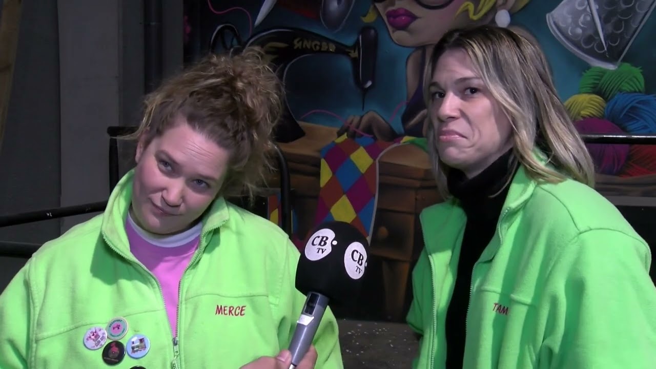 Així prepara la Colla Xulivert la disfressa per carnaval