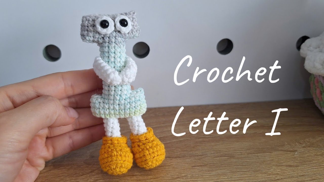 How to crochet letter I/ cách móc chữ I bằng len