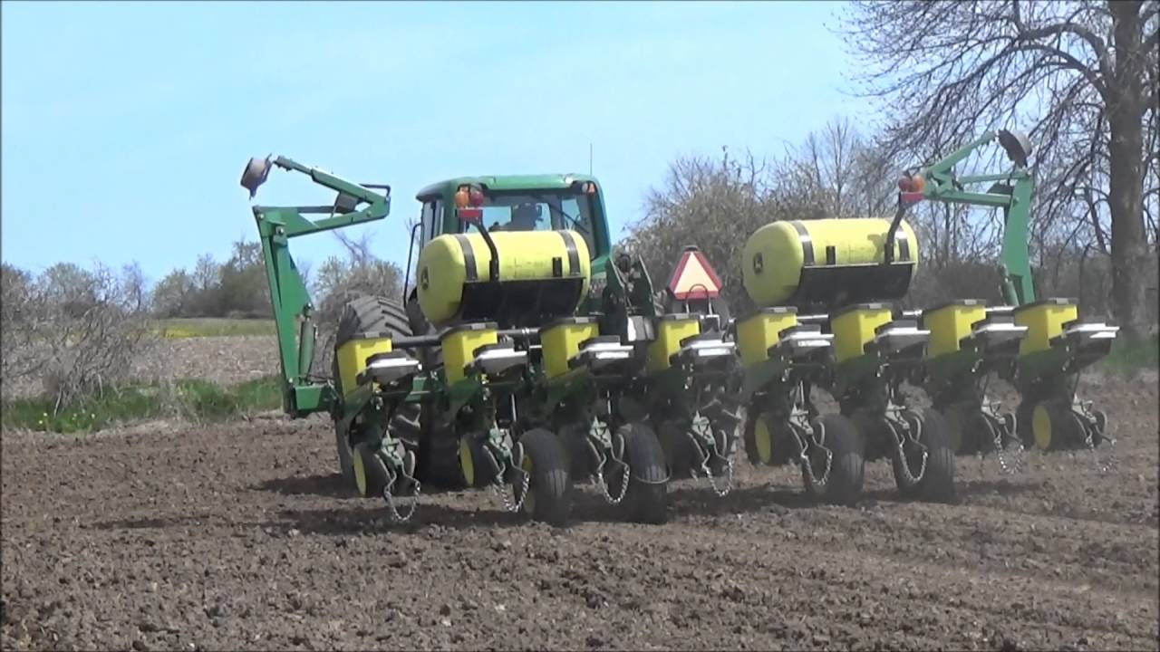Planting Corn With A John Deere 6420 and John Deere 1760 Planter