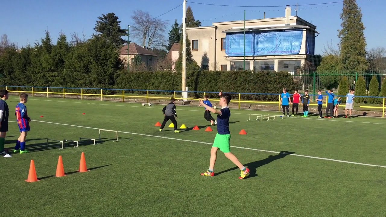 Rychlost, klamavý pohyb, kličky, FKN U12+U13