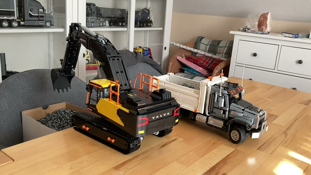 Lego Volvo EC500