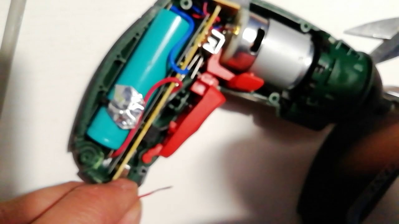 ¿ Qué hacer si has perdido el cargador del atornillador o taladro este video te puede ayudar