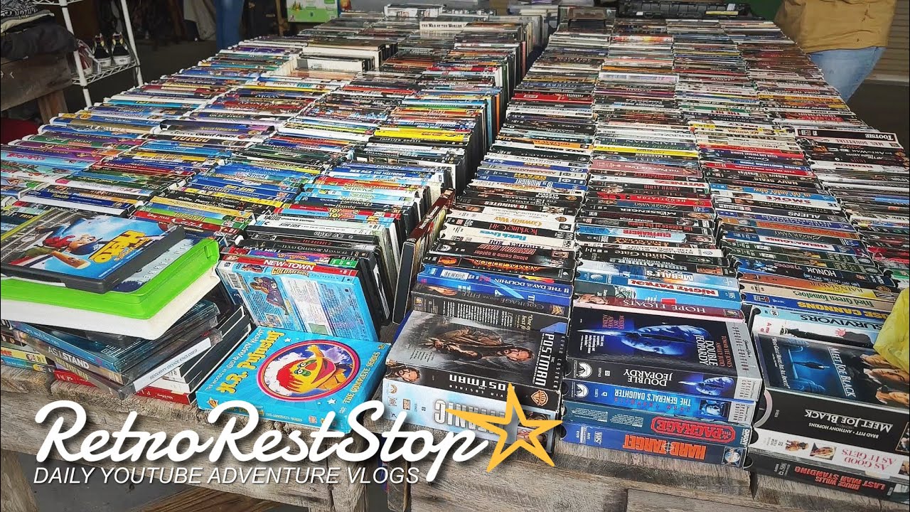 Thrifting Renninger's Flea Market & Antique Center In Mount Dora, FL | Retro Rest Stop