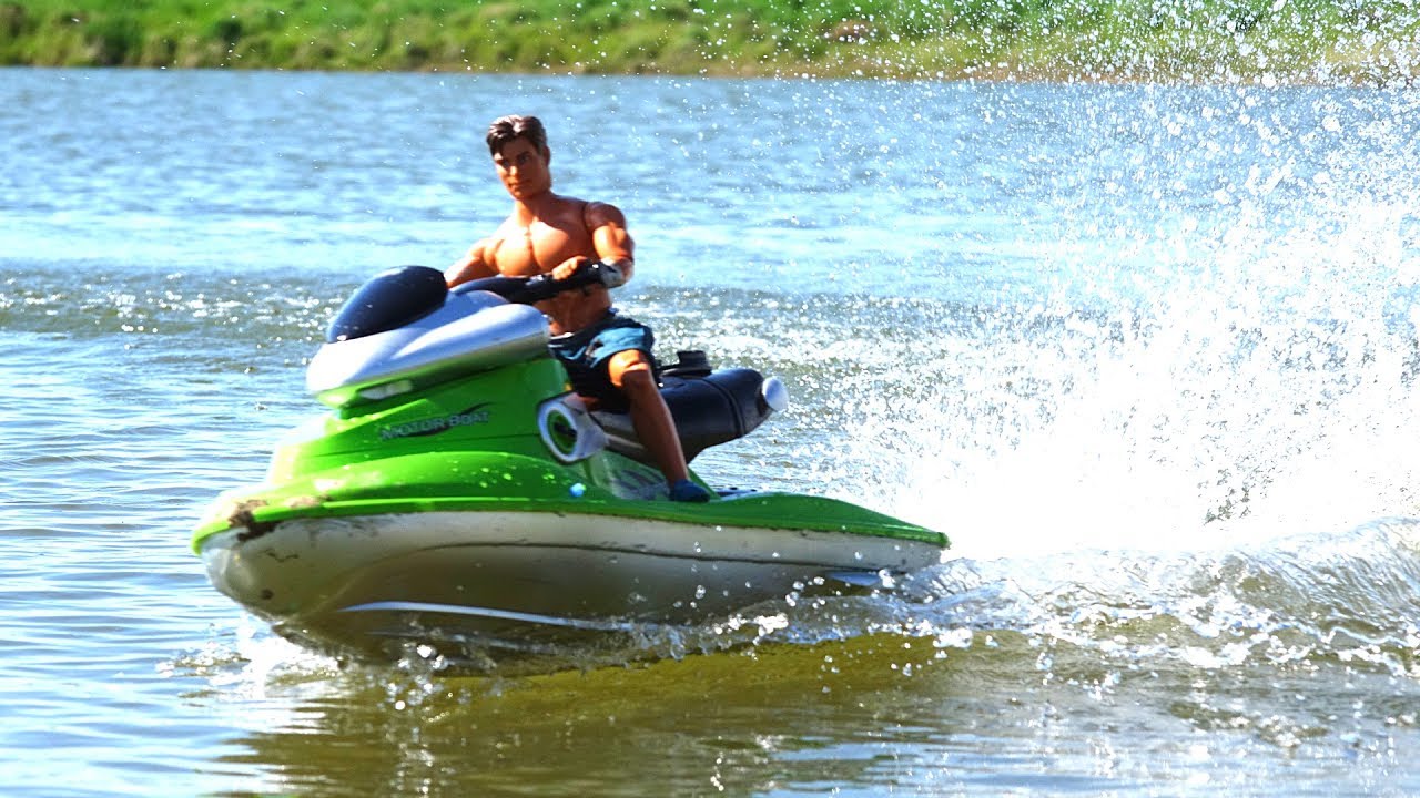RC ADVENTURES - 1/6 Scale JET SKi in Action! 4S Lipo POWER!