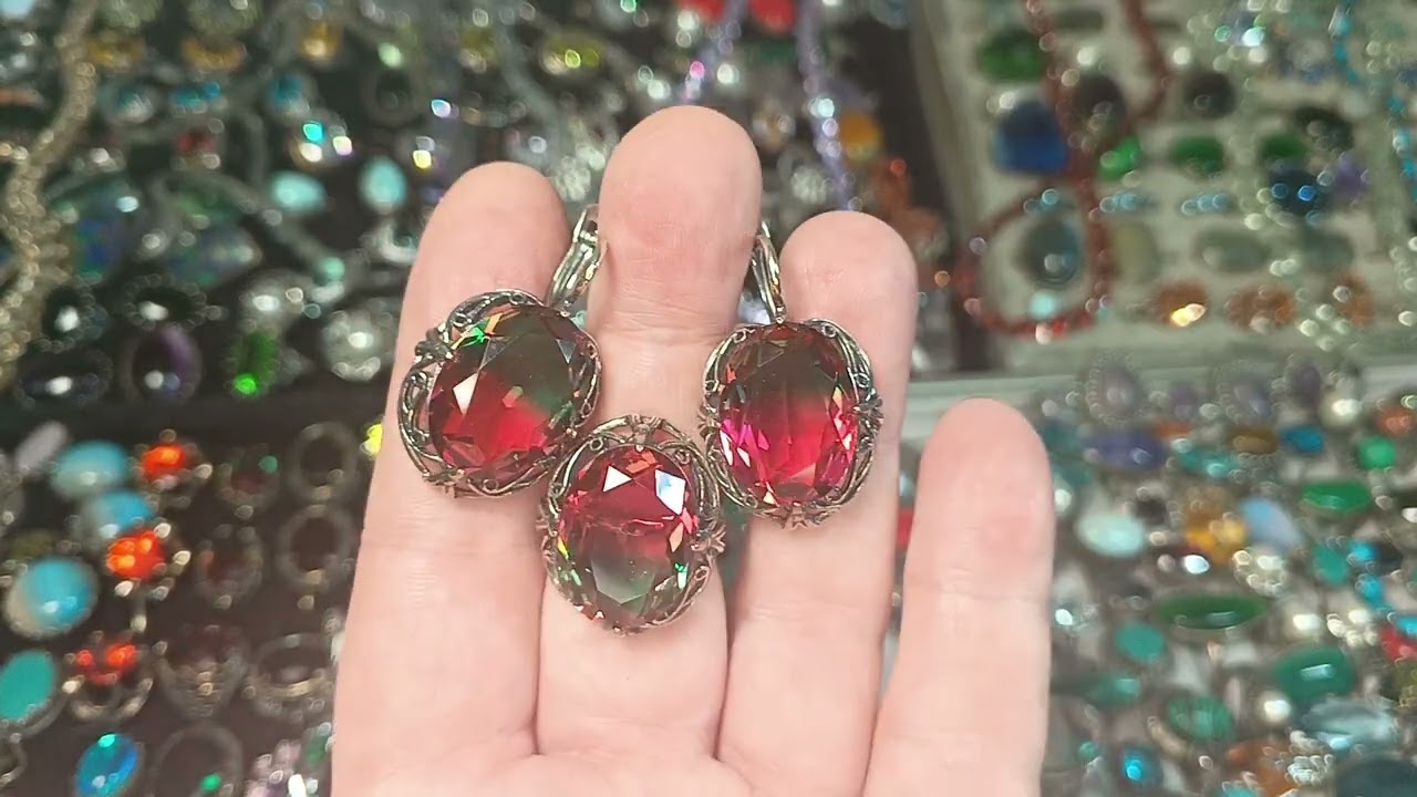 Комплекты с камнем.