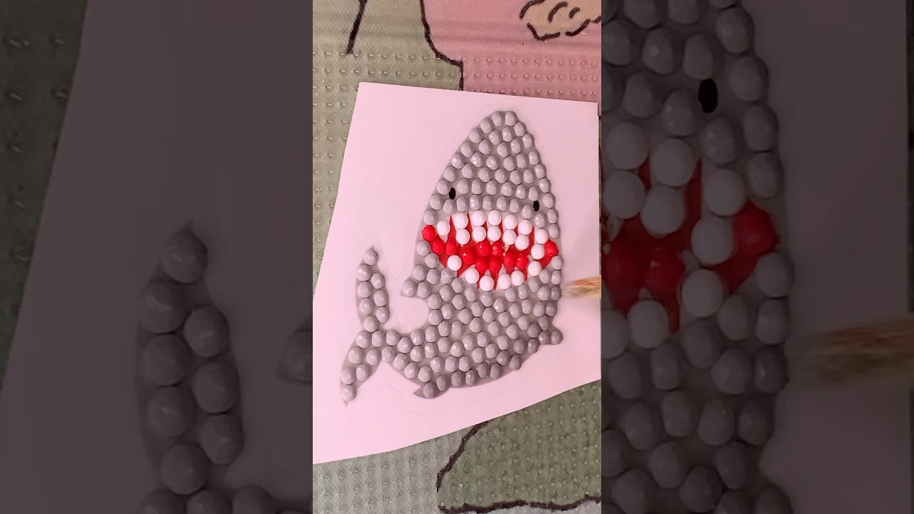 Random Diamond art sticker series part 72: Shark 