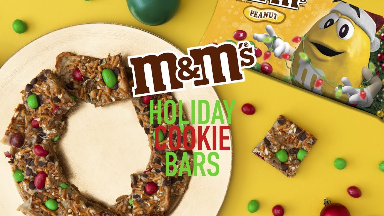 M&M'S Holiday Cookie Bars