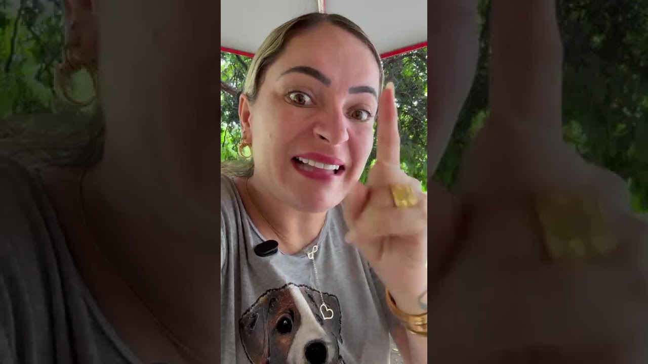A cobra está com raiva 
