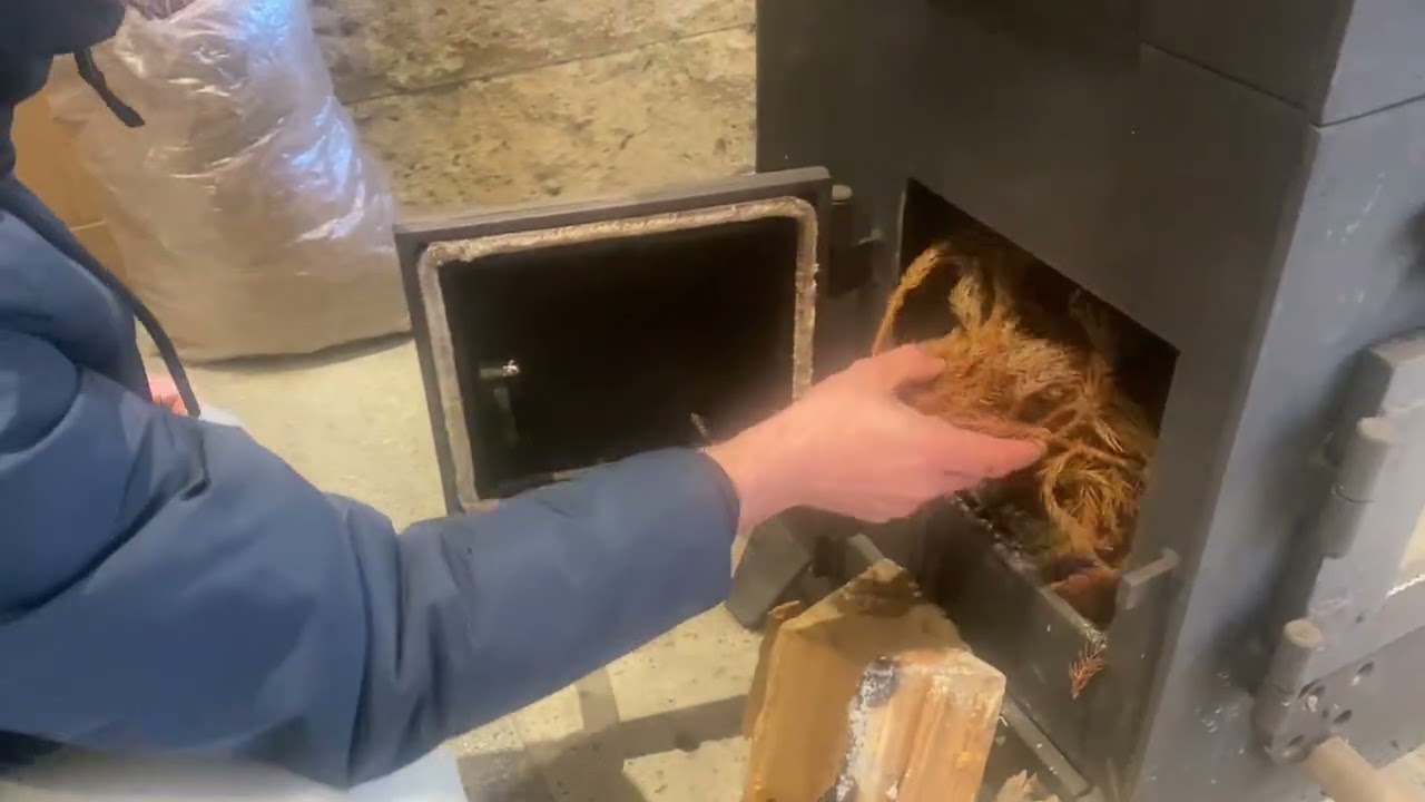 【義宿・GYADO】薪ストーブの使い方/How to use a wood stove