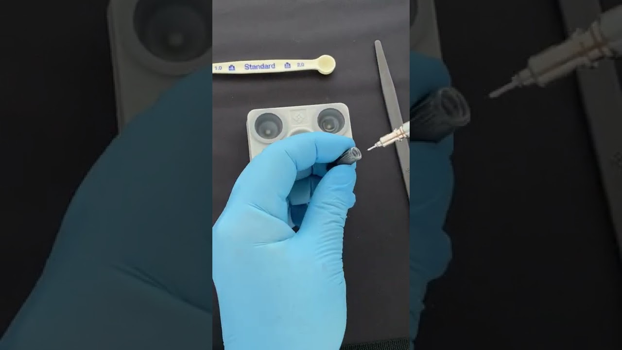 manipulation du SUPERBOND UNIVERSAL