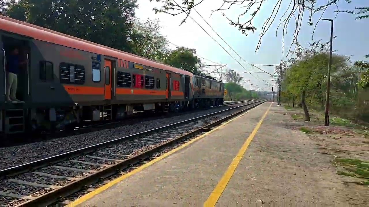 15671 Rohtak Amrit Bharat Express Kamakhya - Rohtak #shorts #ytshort #train 