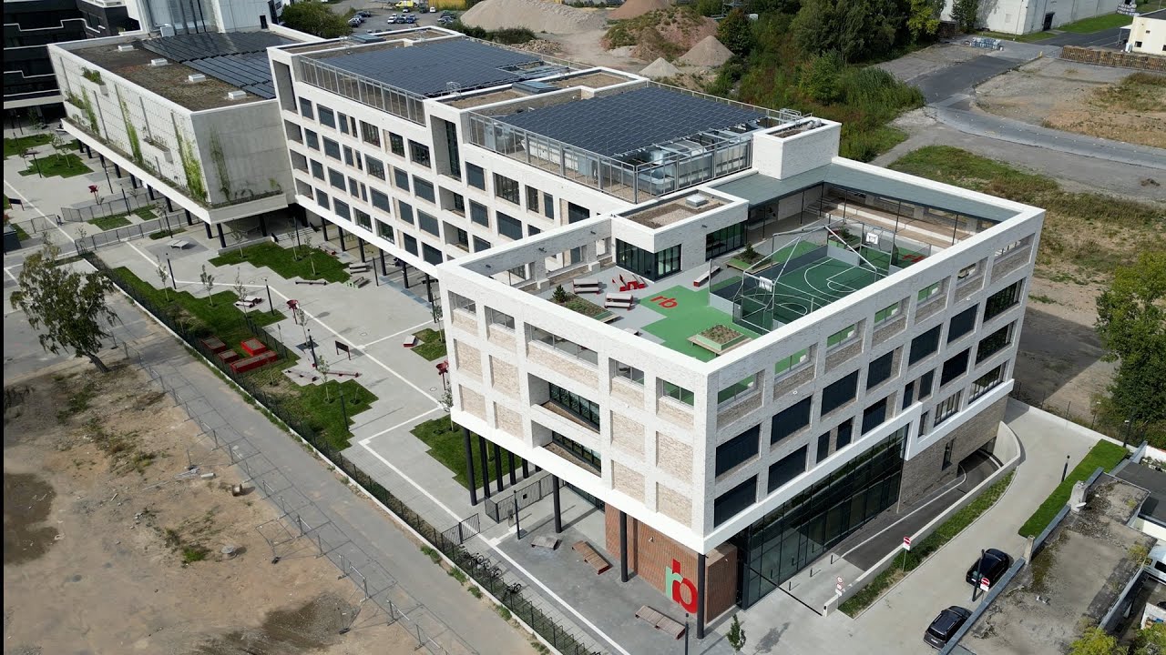 Einweihung f&uuml;r den Neubau der Realschule Benrath