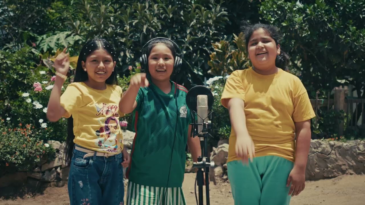 FLOR AMARILLA - VIDEOCLIP OFICIAL