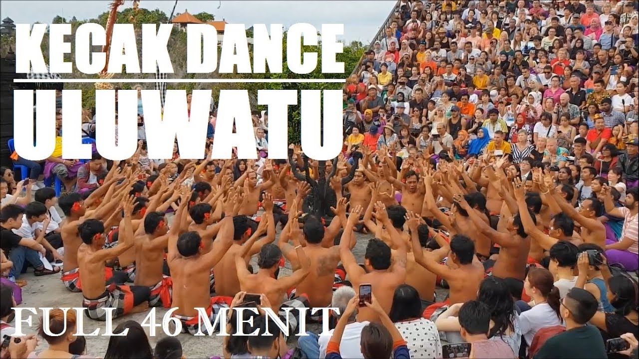 Full Tari Kecak (Fire Dance) di Pura Uluwatu ~ Walking Around Bali Sunset ~ Beautiful Balinese Dance