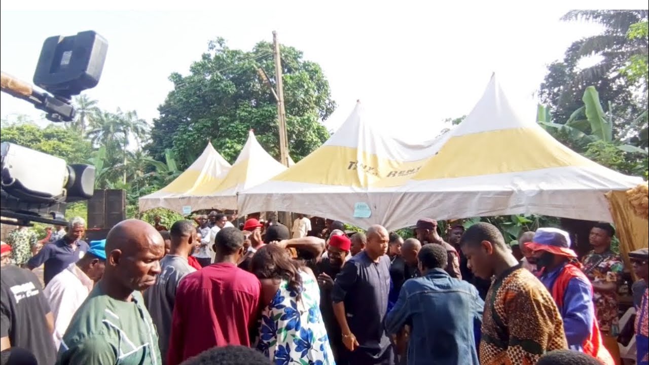 Oriental Brothers Nwanne Awu Enyi Live Performance 