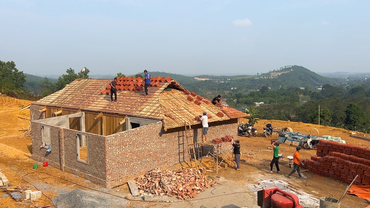 A Young Man Leaves the City to Build His Million-Dollar Dream Home in the Mountains