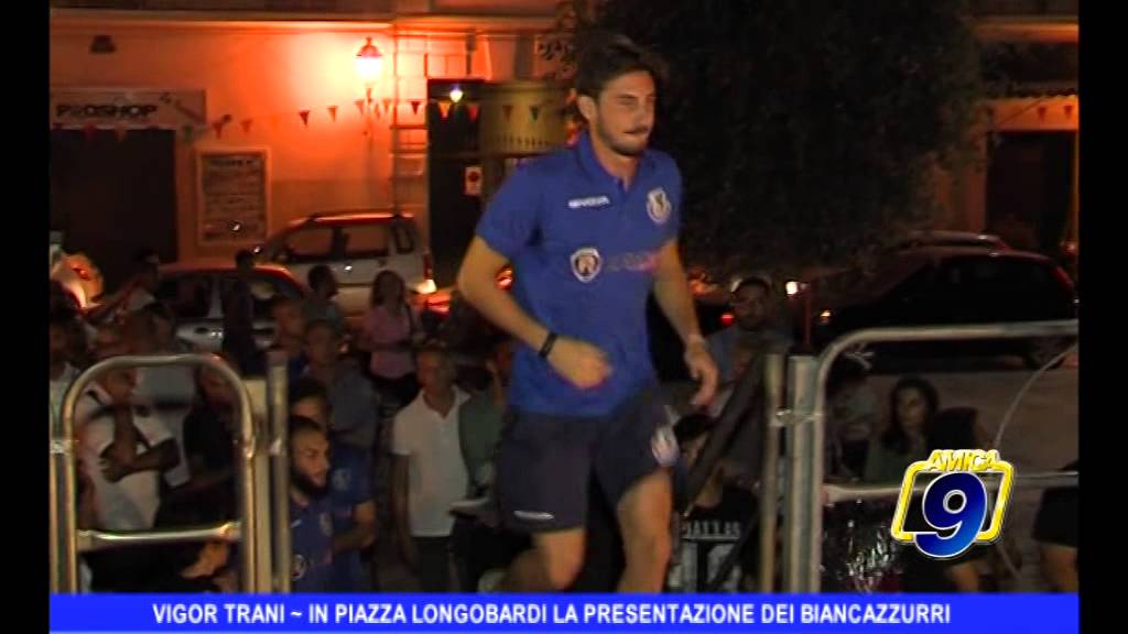 VIGOR TRANI | In piazza Longobardi la presentazione dei biancazzurri