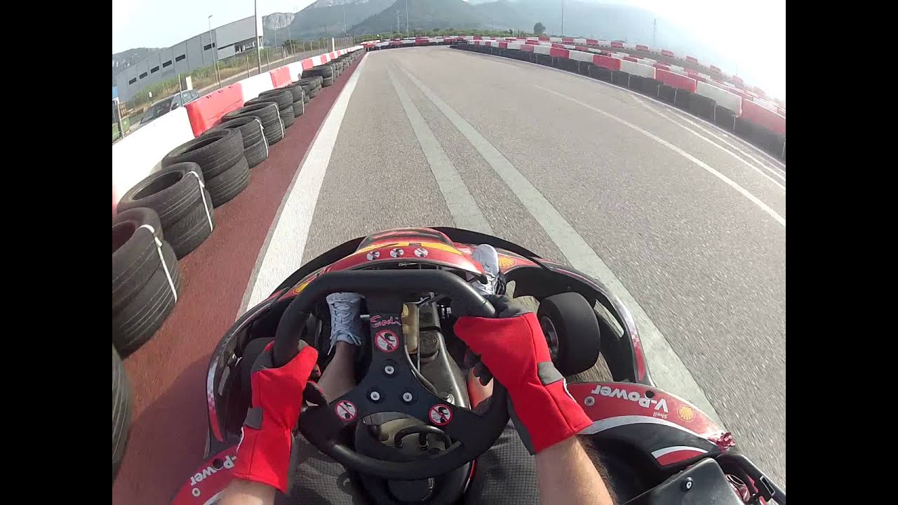 MIKE PILOTANDO EN KARTING XERESA CIRCUIT MI PRIMERA VEZ 29.06.12