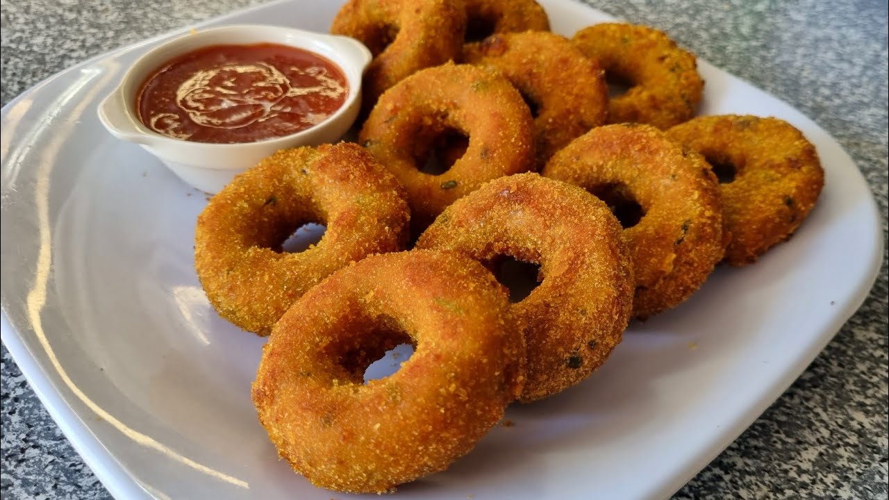 Aloo Chicken Donuts Recipe | Crispy Chicken Potato Donuts | Easy Tea Time Snack