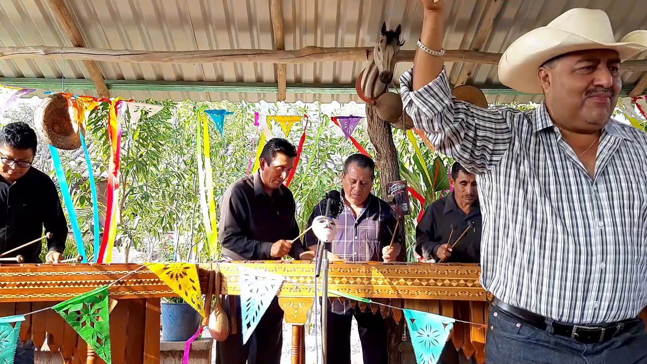 POPURRI  DE ZAPATADOS 