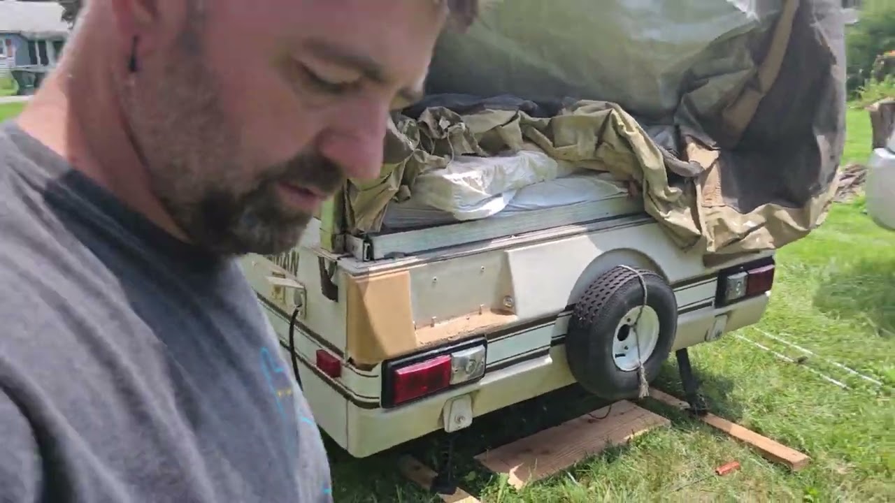 setup of my 1982 Coleman sun valley pop up camper