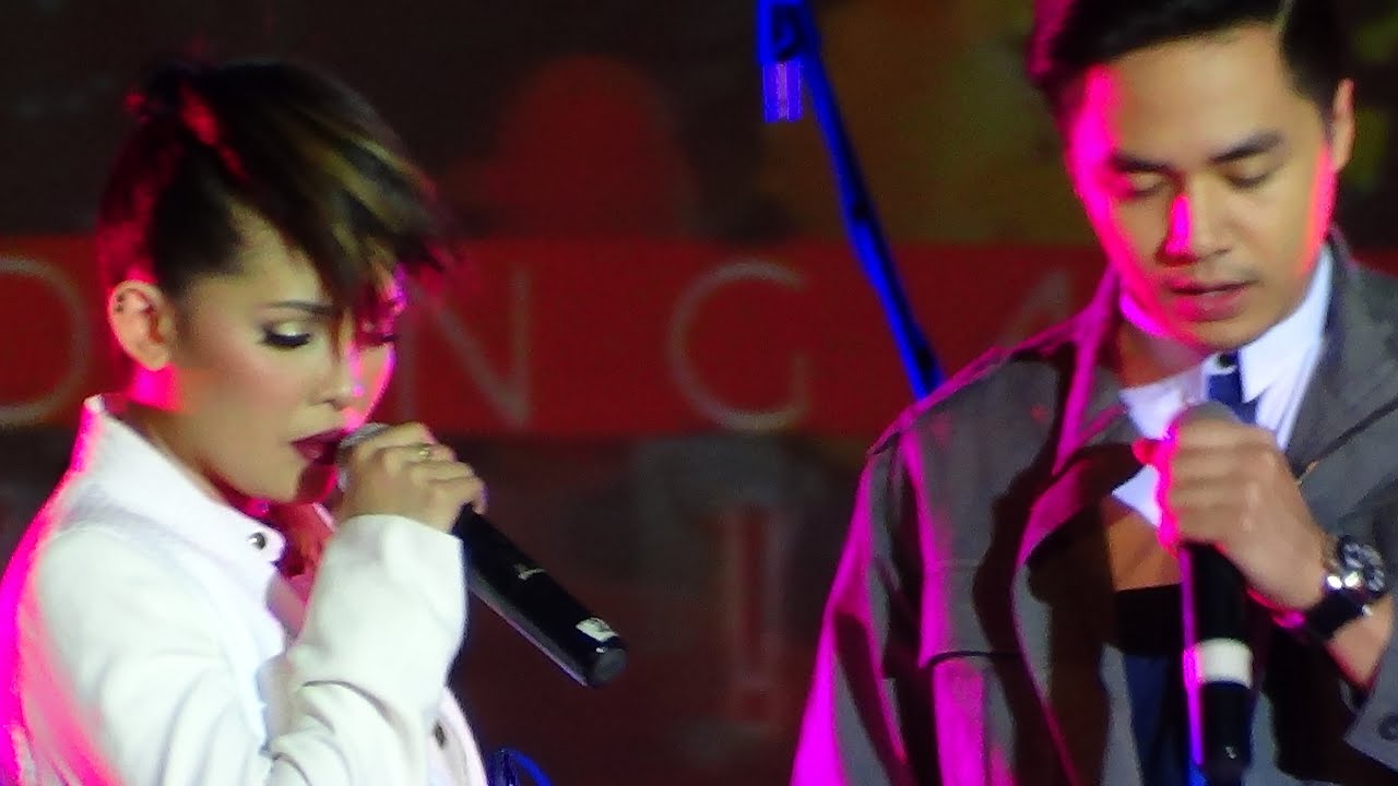 KZ TANDINGAN & SAM CONCEPCION - Say Something (Eastwood City Live!)