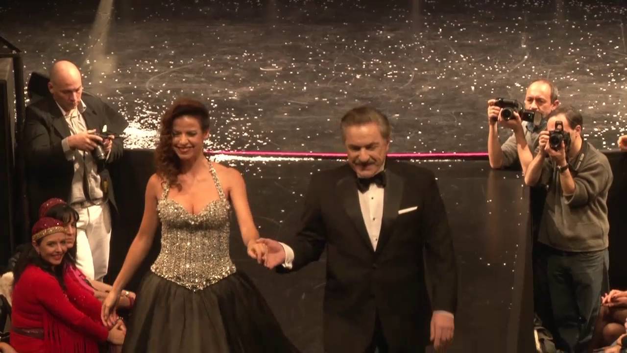 Desfile Roberto Piazza 2016: Mercedes Funes y Antonio Grimau