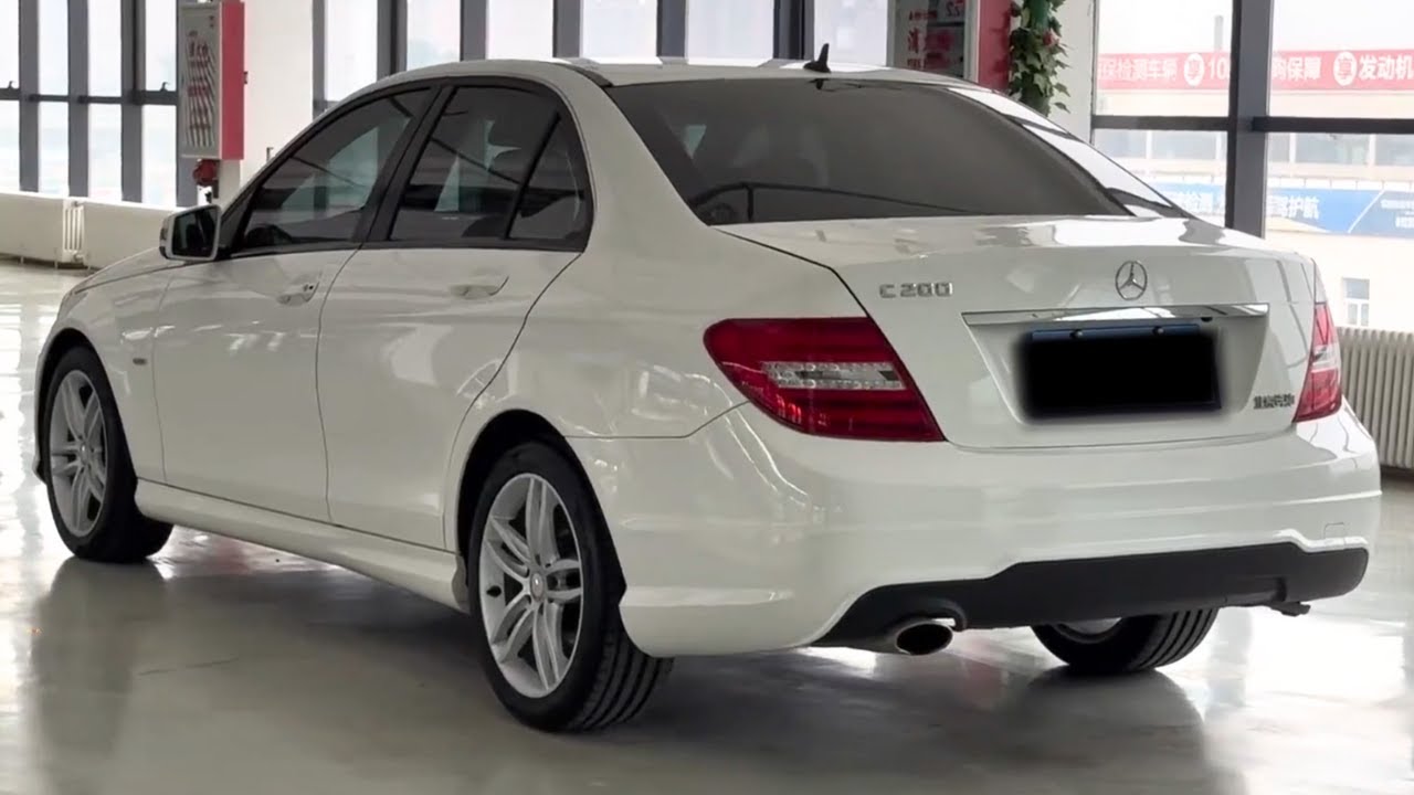2013 Mercedes-Benz C-Class in-depth Walkaround