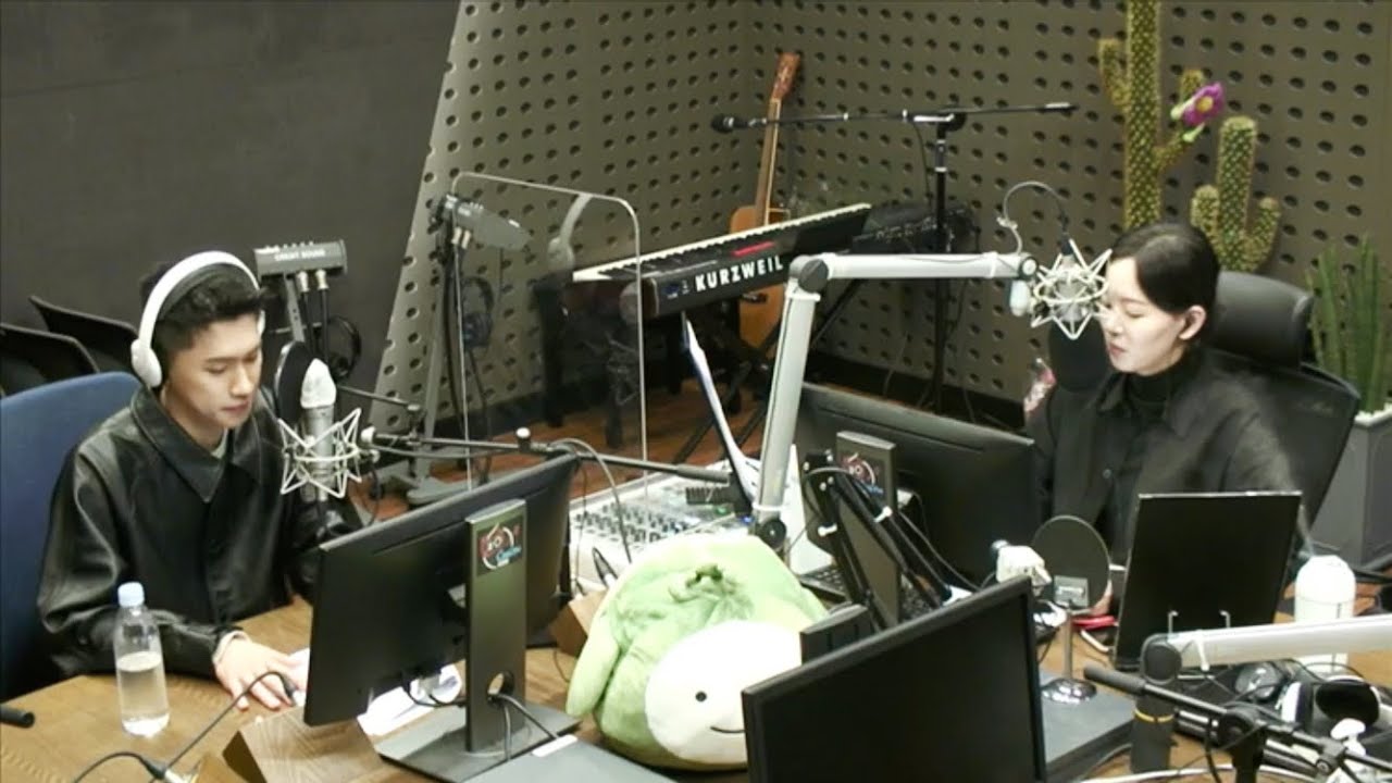 이소라와의 작업이 영광이었던 크러쉬 (보이는 라디오)