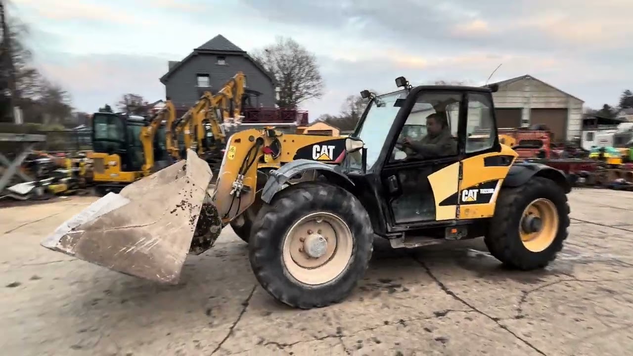 CAT TH 330 B - 2006 - 4102