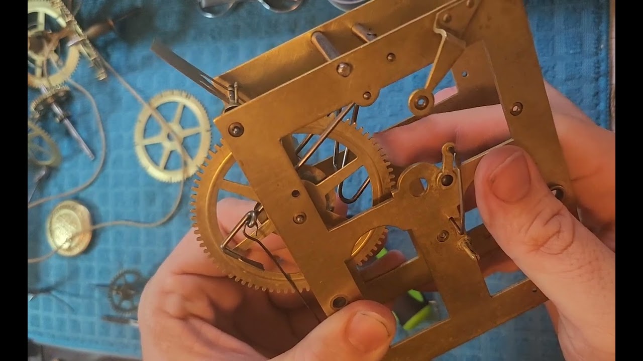 setting up the warning pin on the governor of a OG clock movement.
