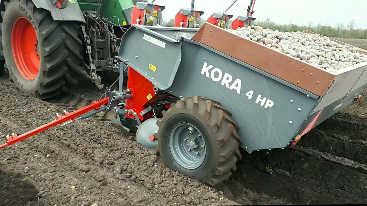 Unia Kora 4HP and Fendt