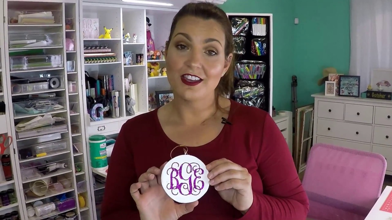 Craftmas Episode 34: Heat Pressing a Cardboard Ornament