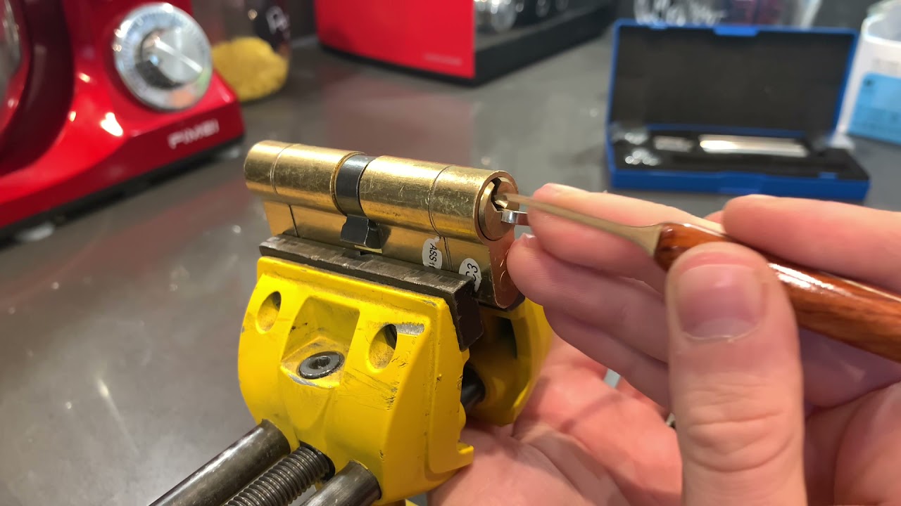 Q lock (greenteq) 1* pick and gut