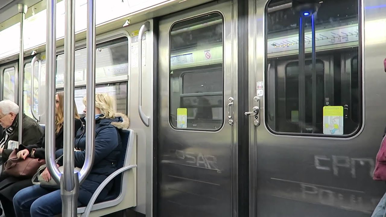 Paris Metro: Inside A Line 3 Train At Rue Saint-Maur 26 November 2015