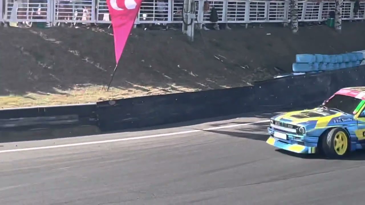 N/A V8 POWERED BMW E30 DRIFTING - EvL Santos | TrackWood Drift Festival 2022 |