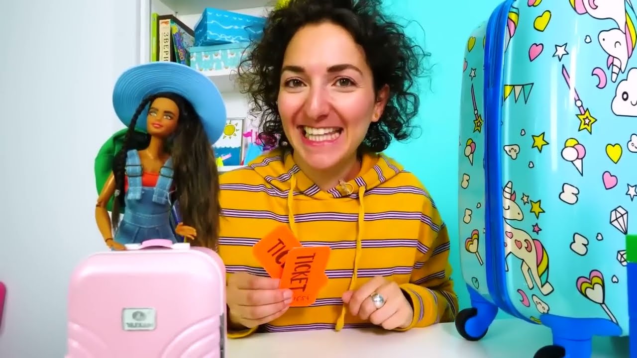 I migliori momenti della vacanza di Barbie. Facciamo la valigia! Le vacanze in spiaggia e in piscina