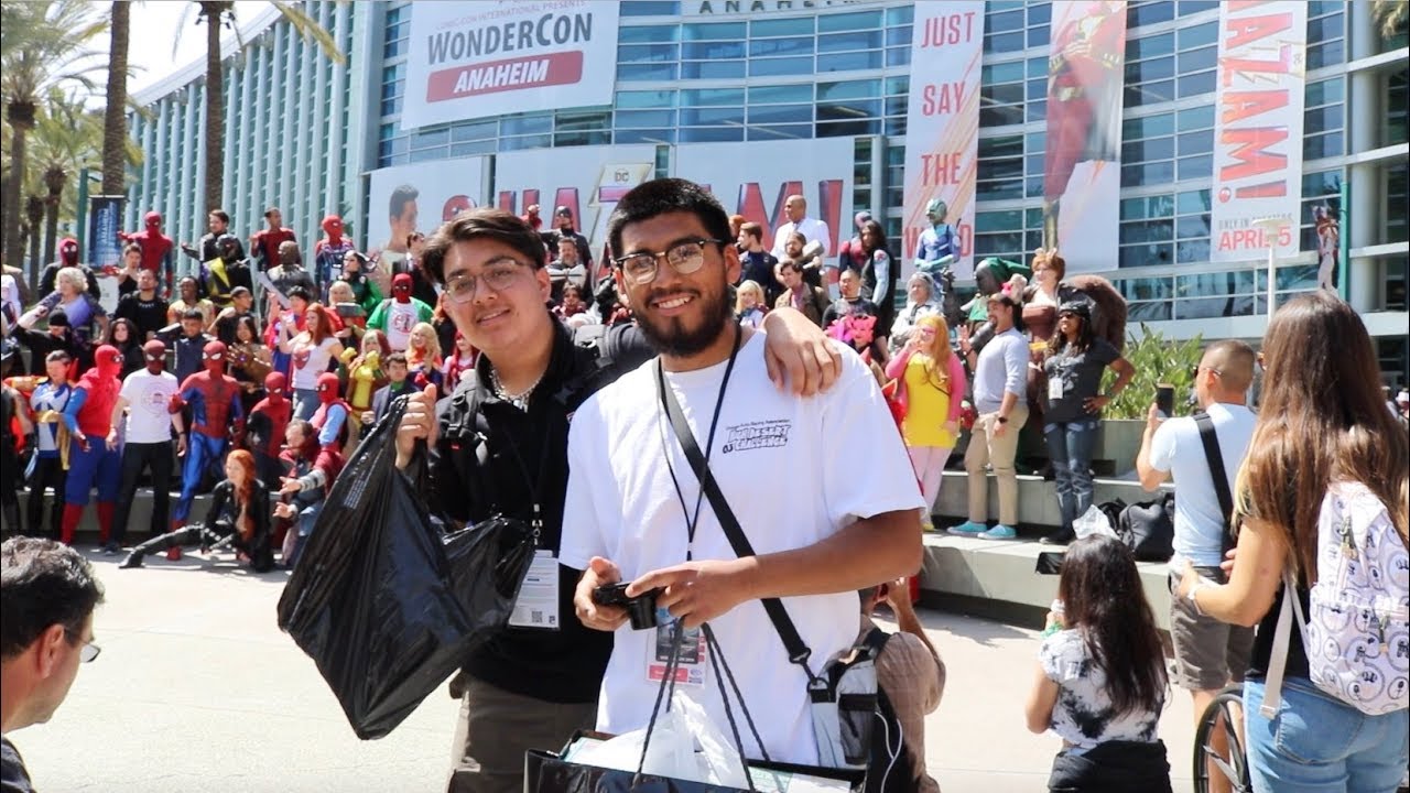 Toy Hunting at Wonder Con Anaheim 2019!