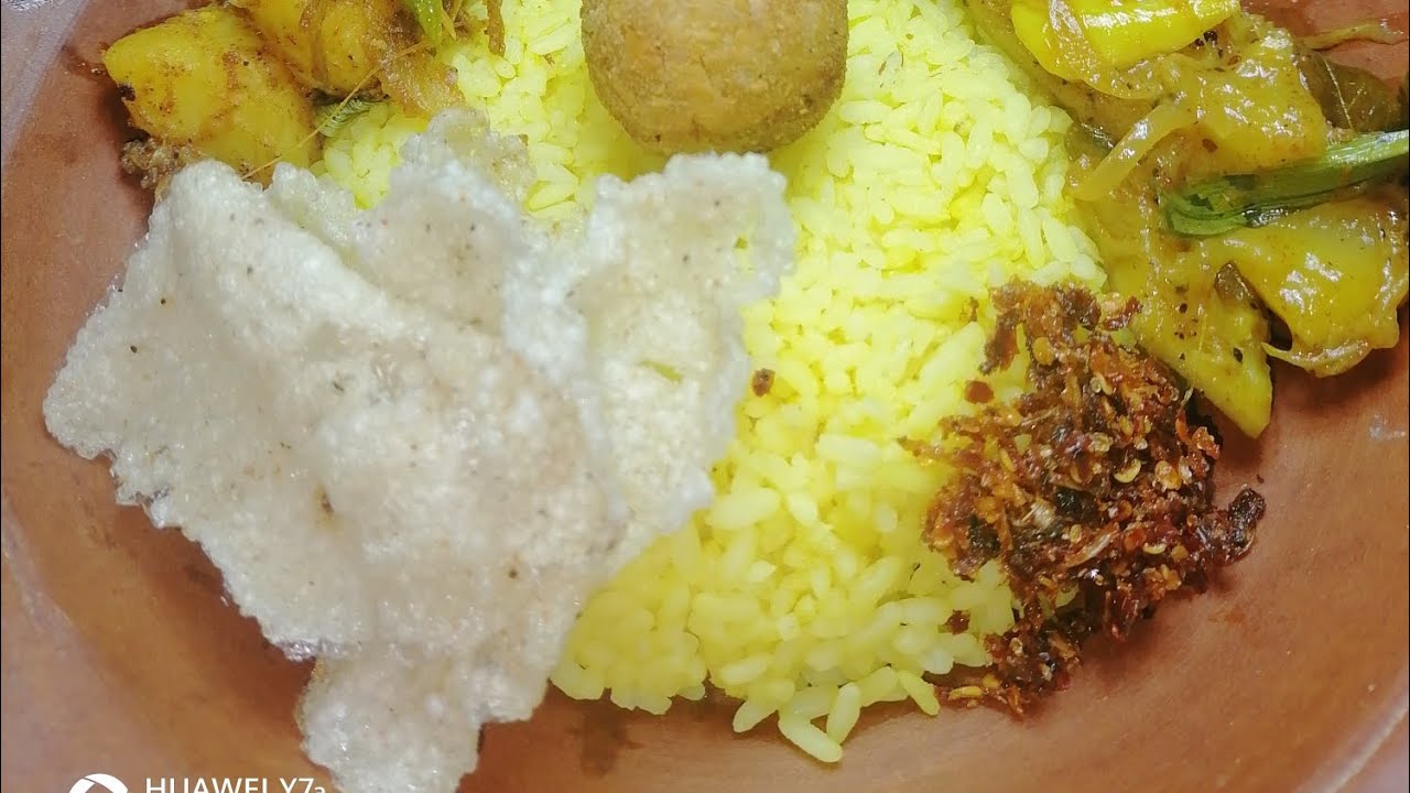 ගෙදරදීම සෞඛ්‍ය ආරක්ෂිතව ලේසියෙන්ම පපඩම් හදමු.. Sago papadam 🫓 