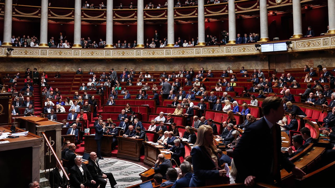 L’Assemblée vote le droit à une aide à mourir, malgré l’absence de consensus
