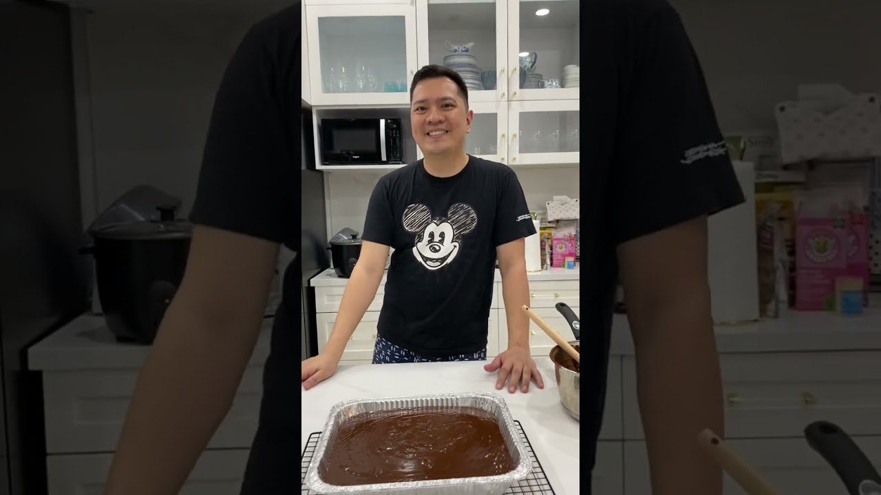 Gumawa ako ng Chocolate Cake for dessert