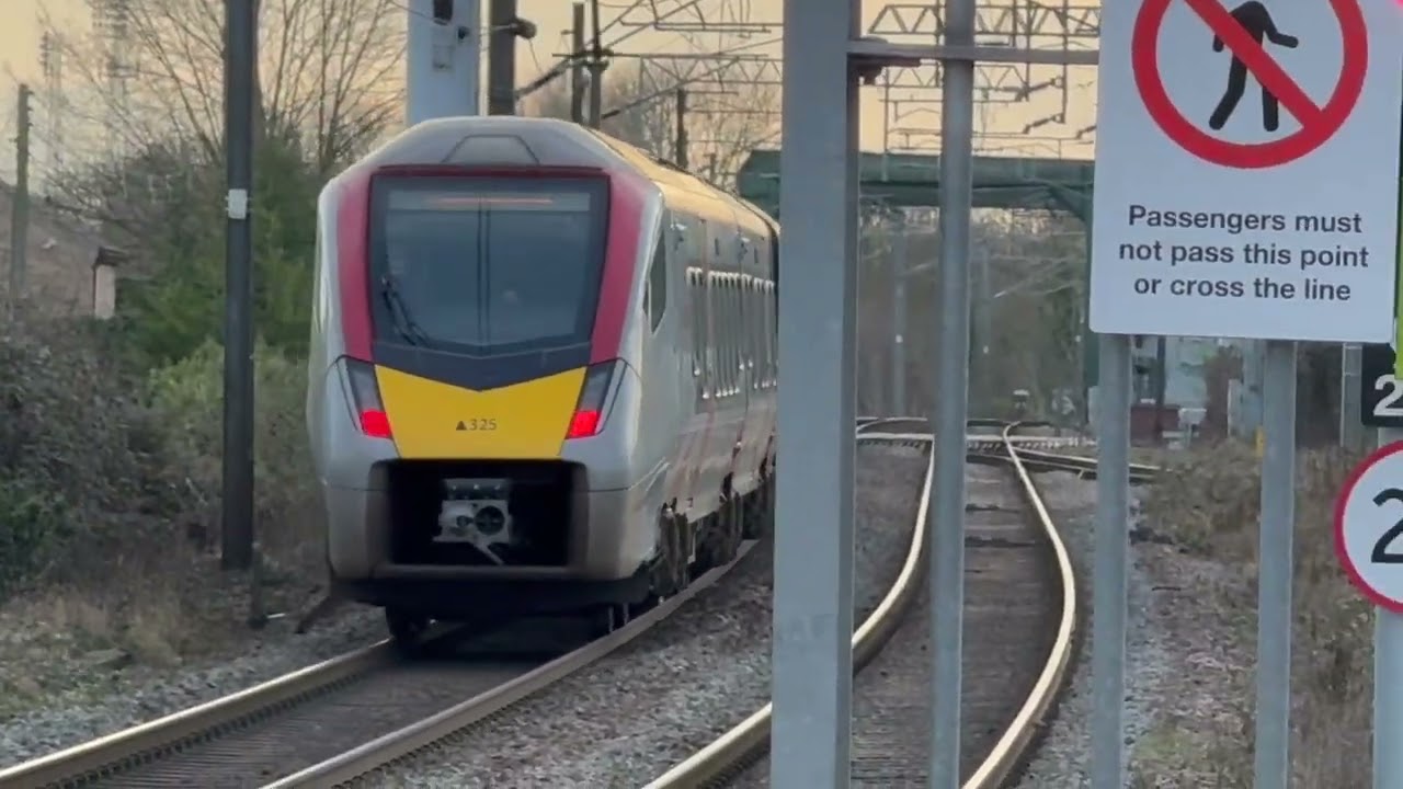 Trains at Cambridge North 25/01/2025