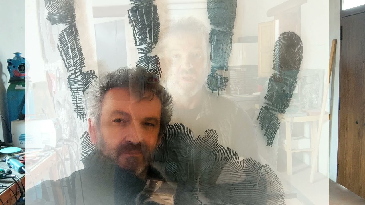 REDᗡESCUBRE JAVIER FLORES