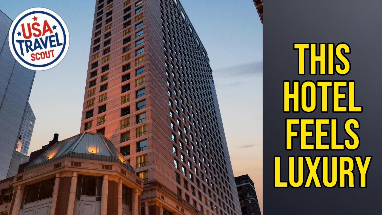 Hilton Chicago/Magnificent Mile Suites - This Hotel Feels Luxury | Chicago (IL), United States🏨