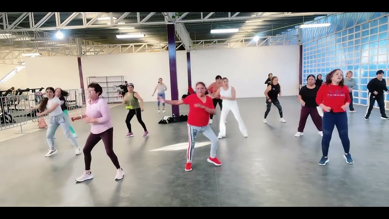 Magalenha |SAMBA|Zumba con ROYCE 
